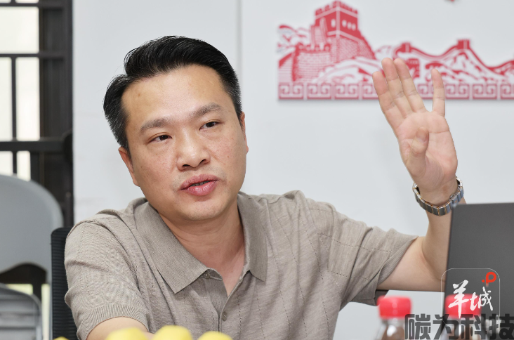 羊城晚报东莞全媒体中心与深圳碳为科技签署战略合作协议，为东莞制造出海装上“绿色碳引擎”(图3)